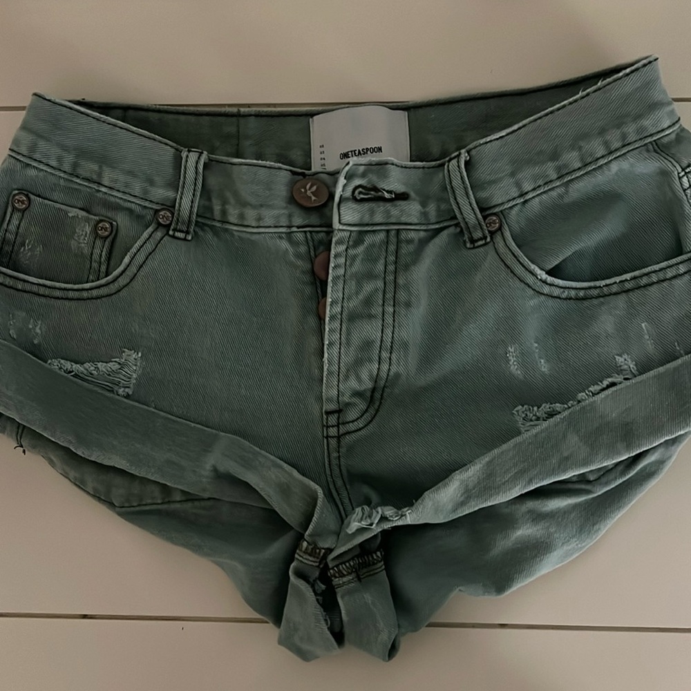 One teaspoon shorts